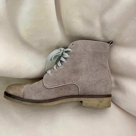 Alberto Fermani Gloss-Tipped Ankle Boots - Picture 6 of 16